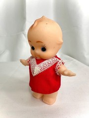 VINTAGE KEWPIE WITH RED DRESS COIN BANK DOLL SOFT VINYL TOY JAPAN SOFUBI