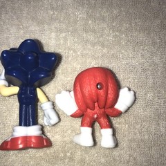 SONIC THE HEDGEHOG & KNUCKLES • Vinyl/Plastic Action Figures Tomy McDonalds 2-3″