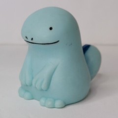1999 Pokemon Finger Puppet Quagsire Figure Gotta Catch Them All Nintendo Bandai
