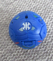 Bakugan Battle Brawlers B2 Blue Aquos Limulus 580G
