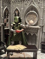 Marvel Legends Dr. Doom 6” Action Figure F4 Super Skrull Wave Bonus Accessories