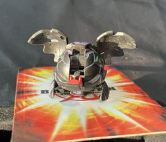 RARE Bakugan B1 Darkus Tuskor 600G Black RARE VHTF