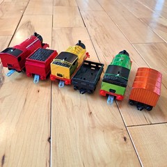 HTF! GOLDEN THOMAS, METALLIC JAMES & PERCY! Thomas Train Motorized Trackmaster