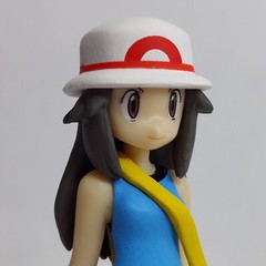 Pokemon Scale World 3″ 1:20 Scale Leaf Trainer Mini Figure Kanto