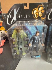 The X Files Series 1 McFarlane Toys 1998 Lot Of 2, Agent Muller & Agent Skully