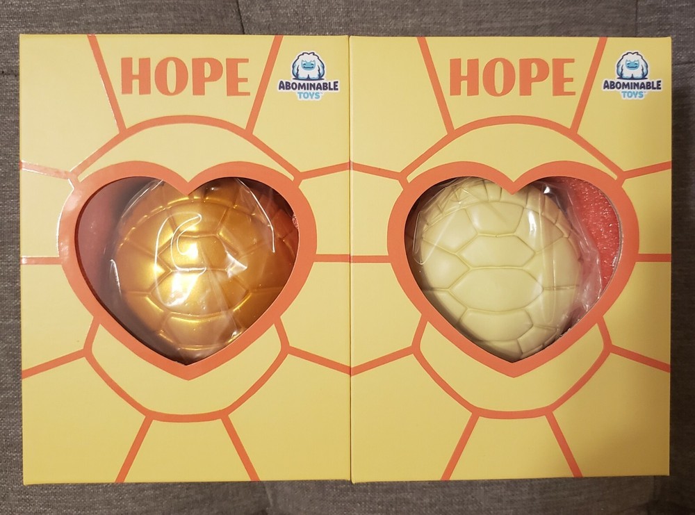 Abominable Toys Hope Turtle Set Limited Edition Gold LE250 and Regular Edition
