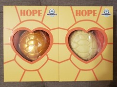 Abominable Toys Hope Turtle Set Limited Edition Gold LE250 and Regular Edition