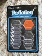 New In Pack Super 7 ReAction Action Figure Stands 3.75” Lasagna Cat Color