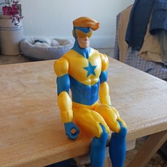 Mattel DC Comics Action Figure Yellow & Blue Plastic 2016, 2010-2019