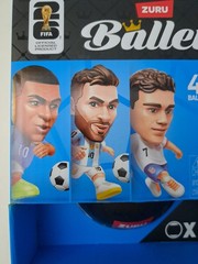 ZURU BALLERS FIFA WORLD CUP FIGURES 2 PACK MYSTERY BALLS NIB