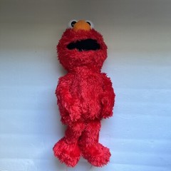 Sesame Street 2018 LOVE TO HUG ELMO Talking Animated 14″ Plush Works 18M-4Y