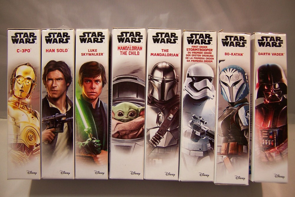 HASBRO STAR WARS 8pc LOT 5.5 IN DELUXE ACTION FIGURES C-3PO HAN LUKE CHILD + NEW