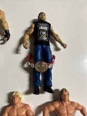Lot of 10 WWE Wrestling Action Figures Mixed Wrestlers Mattel Jakks Vintage Toys