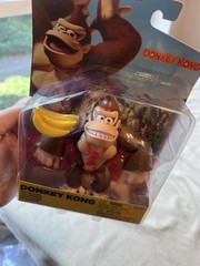 2023 Jakks Pacific World of Nintendo: Donkey Kong – DONKEY KONG (w/ Bananas)