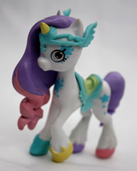 4 Shopkins Happy Places Horse Pony & Unicorn Figures Ringa Bella Rainbow Prancer
