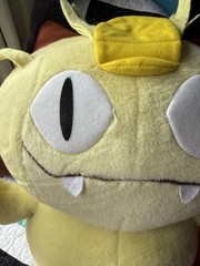 Vintage Hasbro Tomy 1999 Nintendo Pokemon Meowth Jumbo Plush 16″