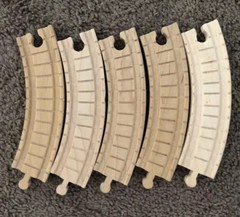 Learning Curve Wooden Thomas Train Clickety Clack 6 1/2 Inch Curved Tracks!