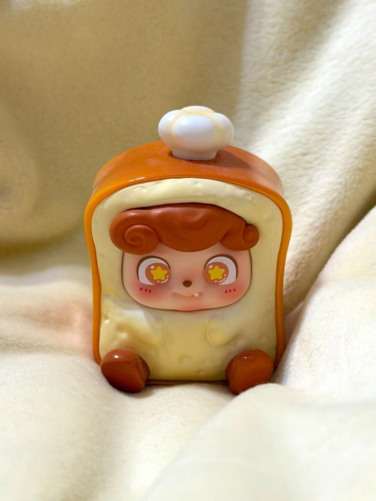 NO BOX JOTOYS Q.Kid Street Snack Series Blind Box Mini Figure (Royal Toast)