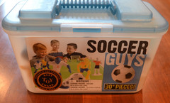 KASKEY KIDS SOCCER GUYS FIGURES TOY PLAYERS REFEREE 2 GOALS WITH CASE USA BRAZIL