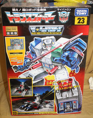TRANSFORMERS ENCORE 23 HEADMASTER FORTRESS MAXIMUS TAKARA TOMY *BRAND NEW*