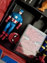 🔥 Marvel Super Heroes 1991 Tara Toys Case Lot with Figures 🔥