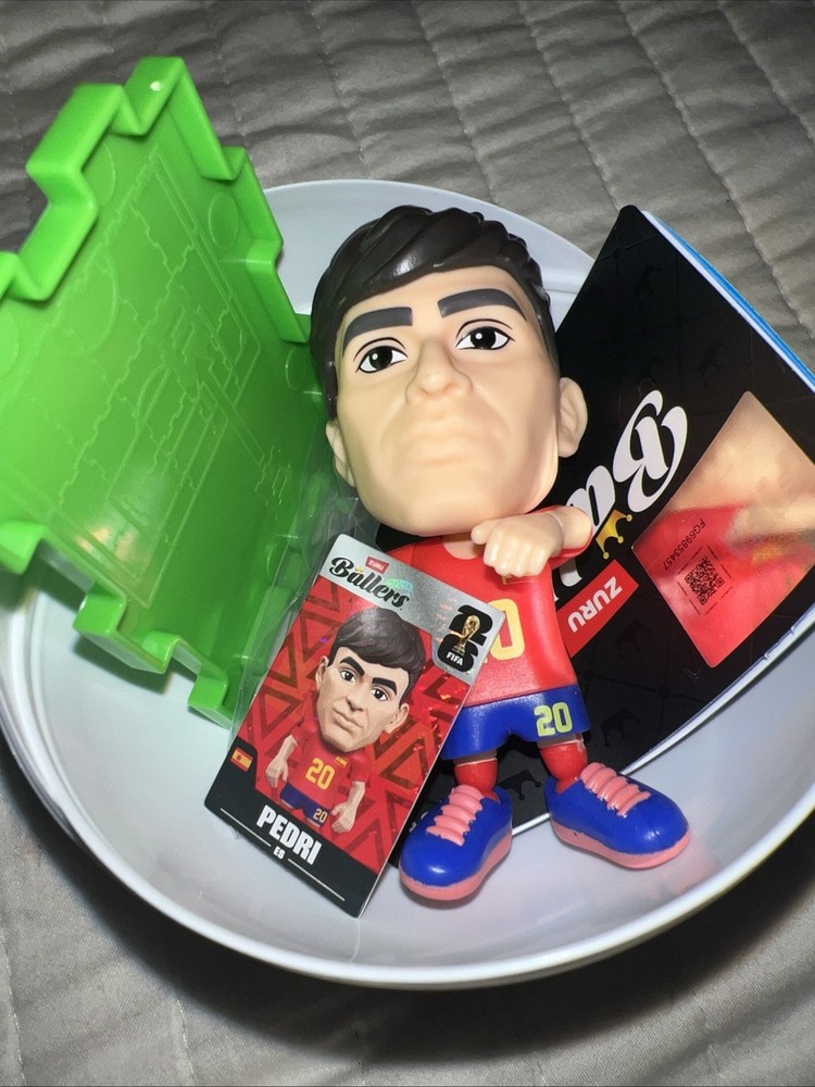 Zuru Ballers FIFA world Cup Spain 2026 Pedri Figure And Card
