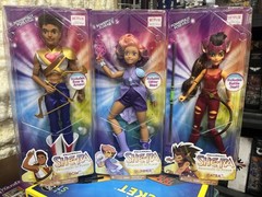 Mattel DreamWorks She-Ra Princesses of Power Catra, Now, Glimmer