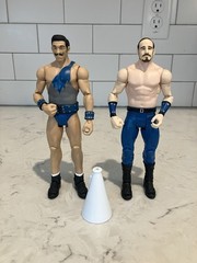 WWE Mattel Basic Battle Pack 41 Vaudevillains Simon Gotch Aiden English Figures