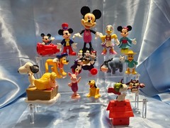 LOT OF 14 MIXED COLLECTIBLE TOY FIGURINES ACTION FIGURES MICKEY SNOOPY & MORE