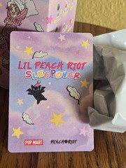 Pop Mart x Peach Riot Sleep Over Confirmed Frankie Pillow Fight Blind Box Figure