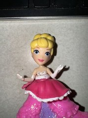 Cinderella, Disney Princess Snap Ins, 3″ Figure with Pink Dress$