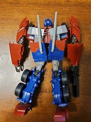 Transformers Prime First Edition Voyager Optimus Prime 2012 Figure