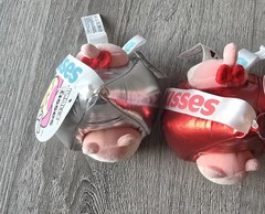 2 ~ Kittiroll / Hershey’s Kisses Red/ Silver CUTE KITTENS Plush NWT