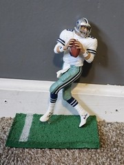TROY AIKMAN 2002 MCFARLANE SERIES 1 figure FOOTBALL nfl