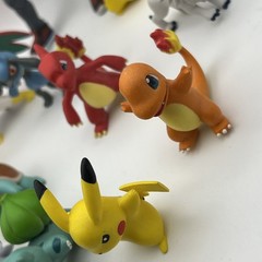 Pokemon Nintendo Tomy 12 Figures LOT Ash Ketchum Charmander Pikachu Hawlucha Etc