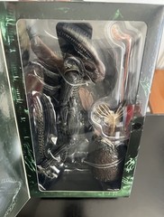 NECA Alien Big Chap Ultimate Edition Boxed Figure w/ Facehugger, Pod NEW