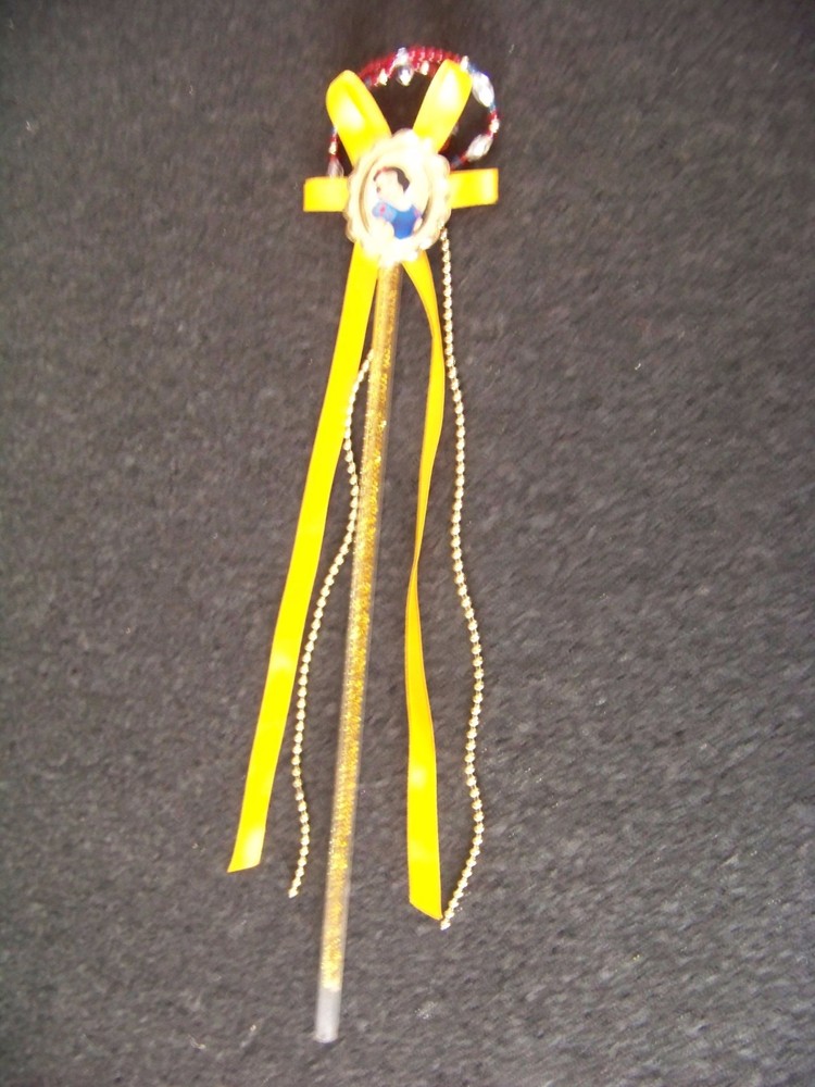 Disney Princess Snow White wand w/ cemo & ribbons 14″ disguise 18256 beads