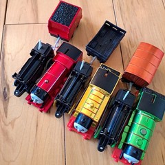 HTF! GOLDEN THOMAS, METALLIC JAMES & PERCY! Thomas Train Motorized Trackmaster