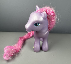 Vintage 2002 G3 My Little Pony Petal Blossom Purple Shimmer Pink Extra Long Hair
