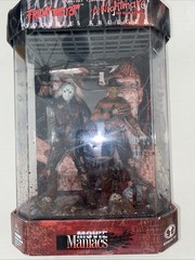 Movie Maniacs: Friday the 13th – Jason Voorhees VS Freddy Krueger SIGNED (x2)