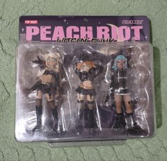 Peach Riot Witchy Punk Figures Vinyl Toy Gigi Poppy Frankie Witch Style