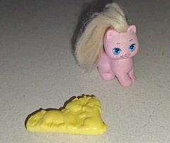 Little Pretty Kitty Pink vintage My Little 1989 Mattel (hair cut) w/ Brush