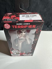 NECA Terrifier Art The Clown Action Figure Walmart 5.5 with 4 Terrifier Pins