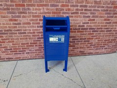 Mail Box Model Prop Blue 1/10 Scale Action Figure Diorama Dollhouse Accessory