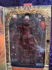 Neca WELCOME TO DERRY Ultimate Blood Pennywise 🎈Walmart Exclusive – New