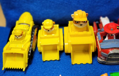 Paw Patrol Car Lot 18 Die Cast & Plastic Vehicles W Drivers Nickelodeon Toys