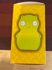 New Bob’s Burgers 5″ Kuchi Kopi Glow In The Dark G=figure + Magnets & Buttons