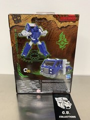 Transformers War For Cybertron Kingdom Autobot Pipes DLX Class New Sealed