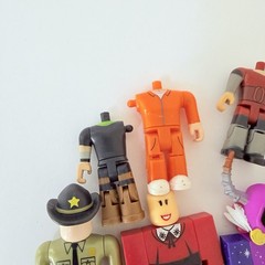 R0BL0X Toys Action Figures Lot Of 10 Figures Police Astronaut Superhero