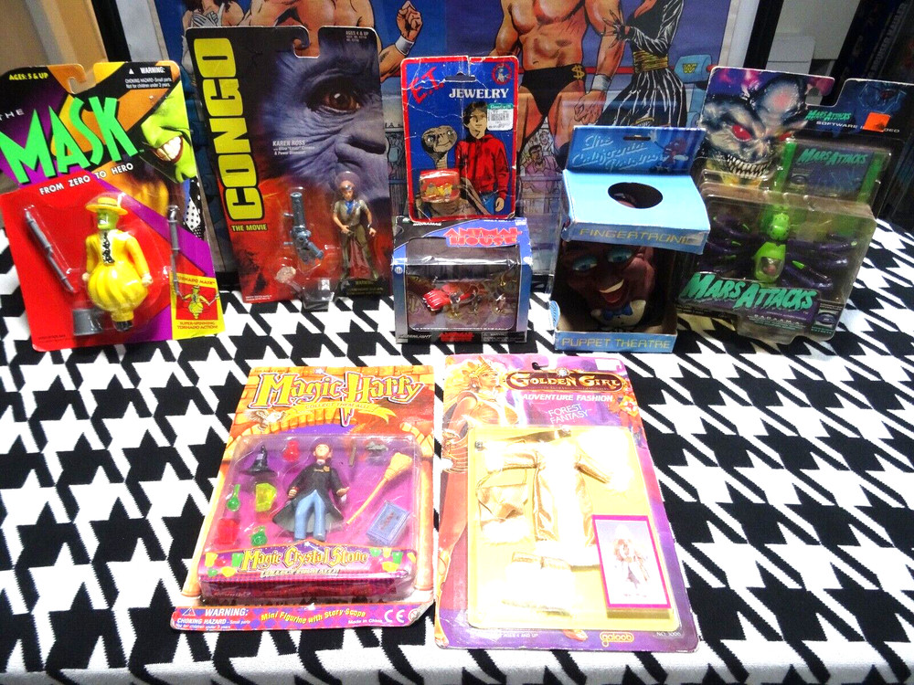 NEW LOT OF 8 -TV Movie Toys Action Figures E.T. THE MASK CONGO MARS ANIMAL HOUSE